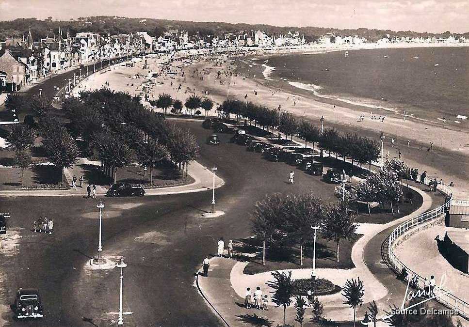 44 La Baule Boulevard Hennecart XIIII.jpg